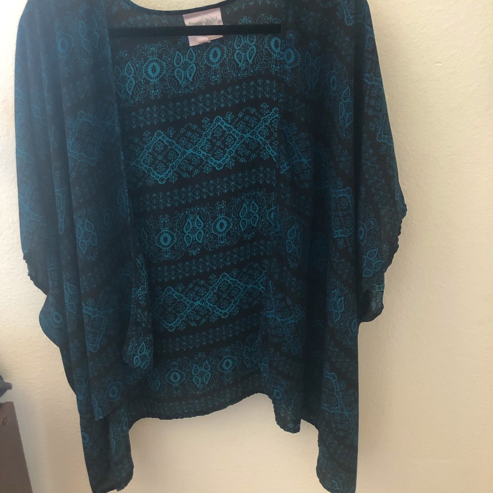 Patterned kimono